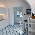 Casa Laurus Incantevole Terrazza Centro 펜션 아말피