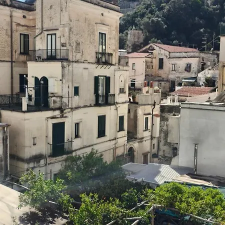 Casa Laurus Incantevole Terrazza Centro Сasa de vacaciones Amalfi