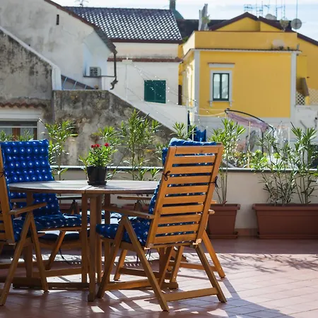 Casa Laurus Incantevole Terrazza Centro Ferienhaus Amalfi